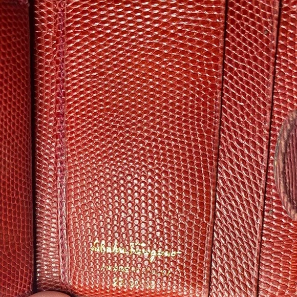 Vintage Ferragamo Lizard Leather Bifold w/COA - Picture 8 of 9